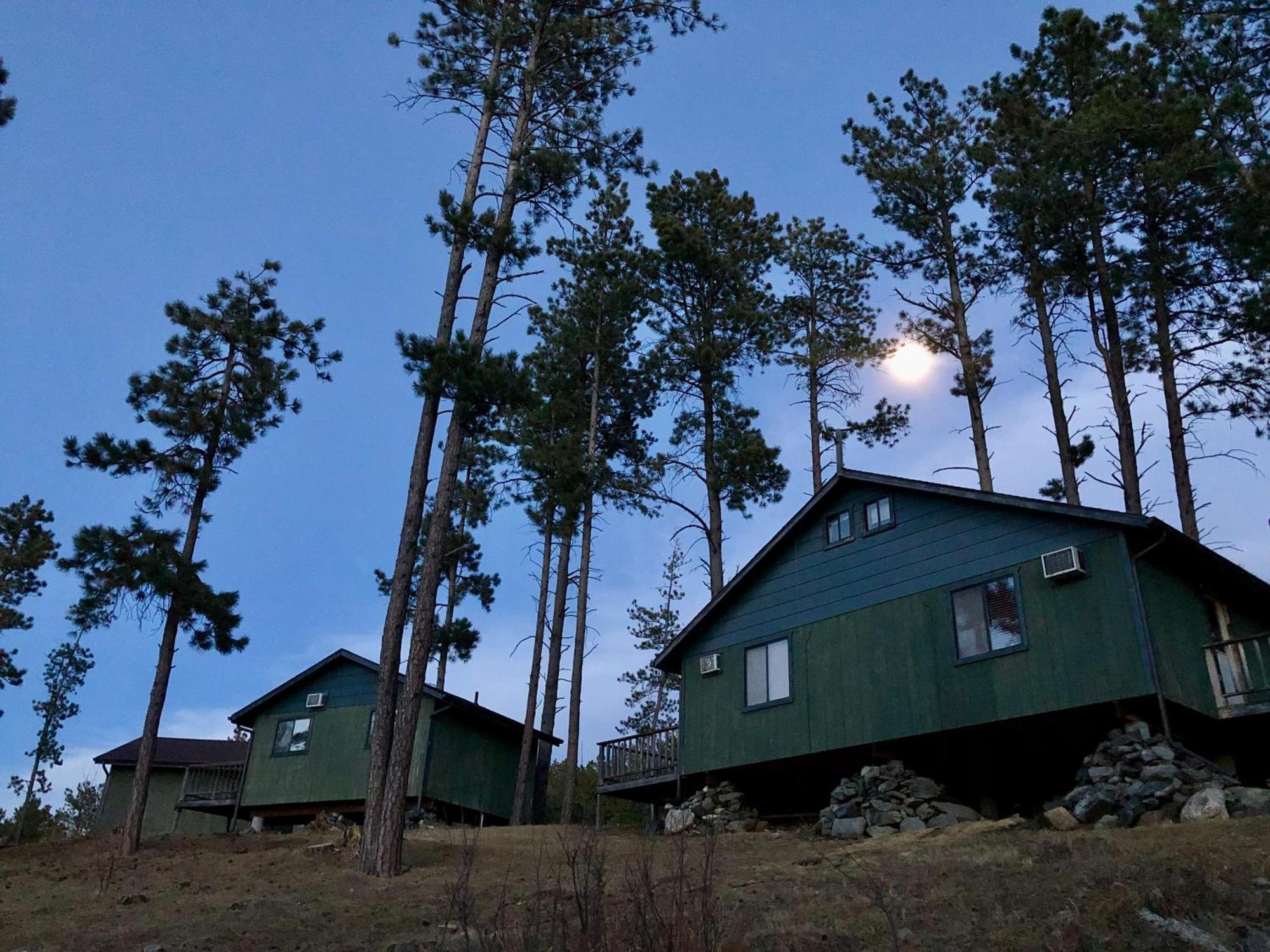 Mountain View Lodge & Cabins هيل سيتي المظهر الخارجي الصورة